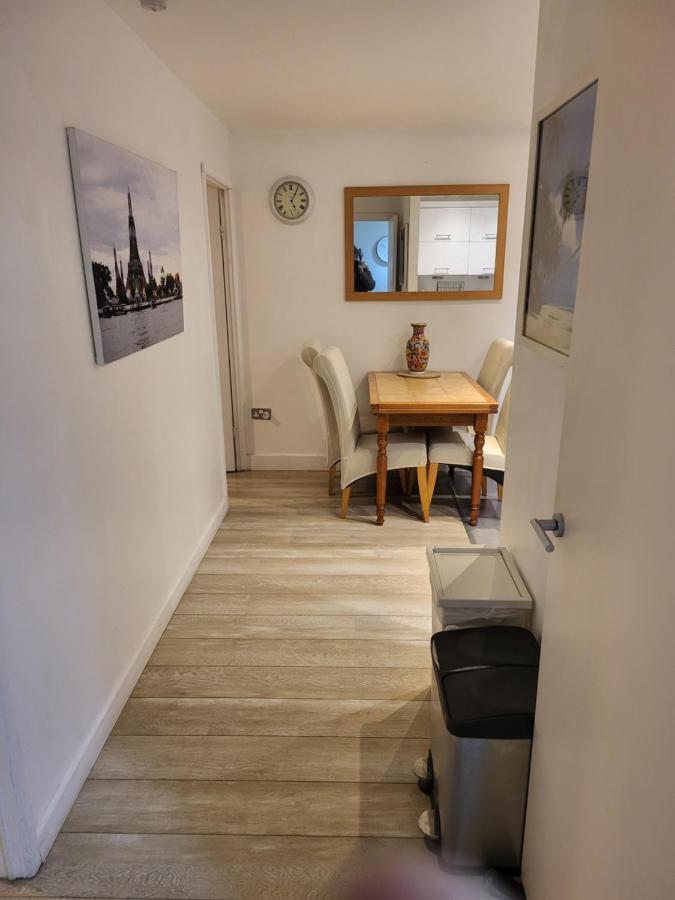 Walking To Tower Bridge Apartment Londra Exterior foto